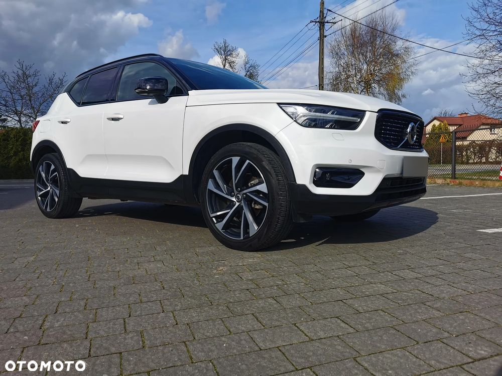 Volvo XC 40 T5 AWD R-Design