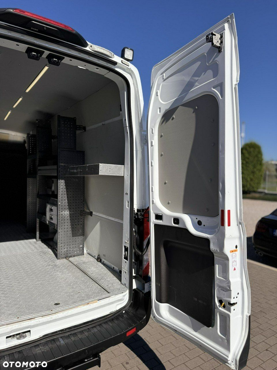 Ford Transit - 10
