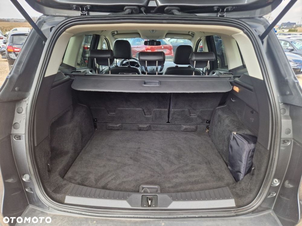 Ford Kuga 2.0 TDCi 4WD Titanium - 20