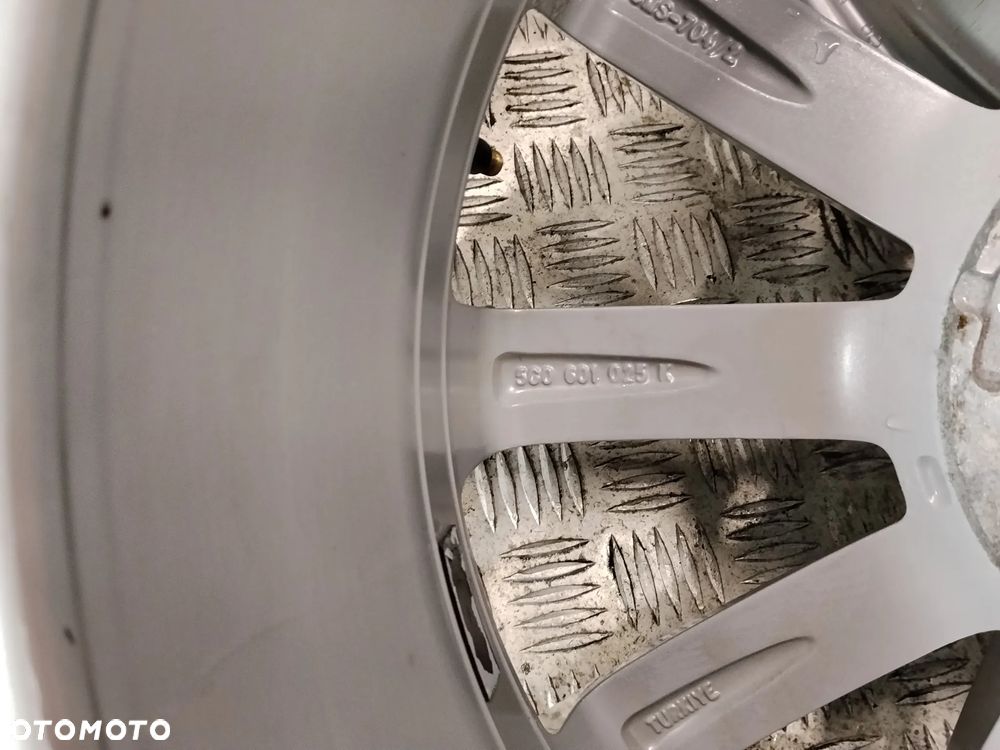 Felgi Vw Golf Caddy Jetta Passat T-Roc Tiguan Touran 6Jx17 et48 5x112 - 9