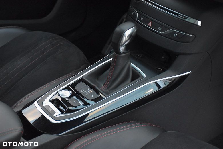 Peugeot 308 BlueHDi 180 EAT6 GT - 29