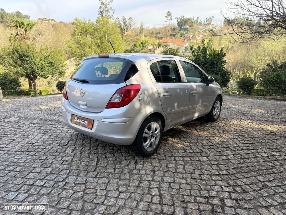 Opel Corsa 1.3 CDTi Enjoy - 4