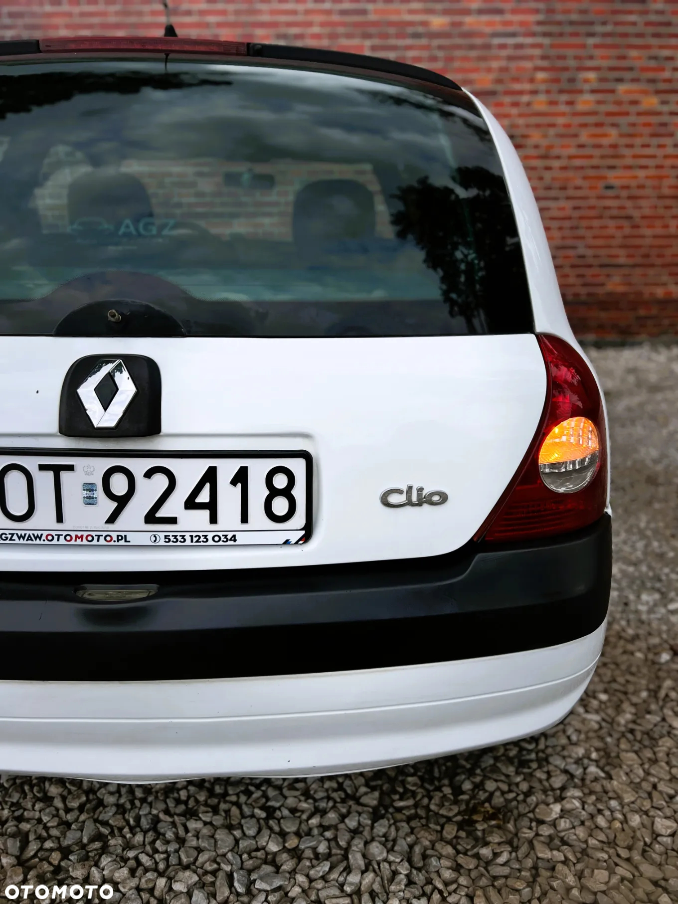 Renault Clio - 26