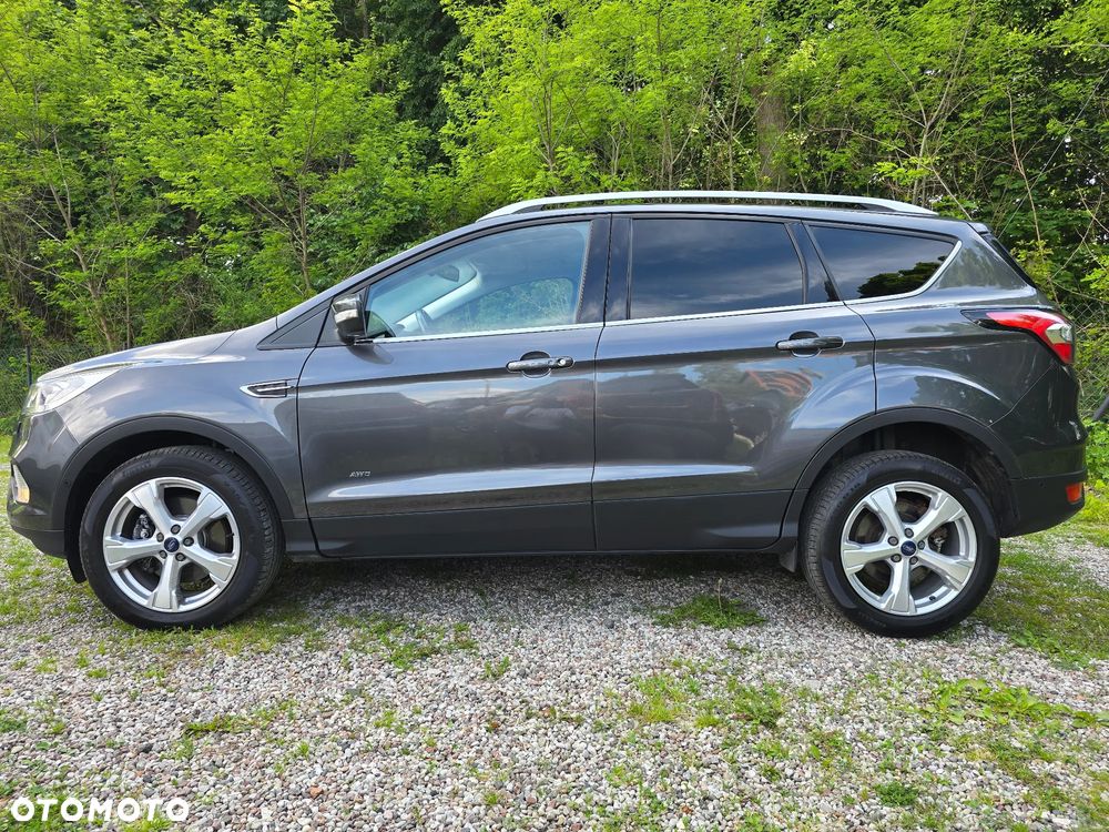 Ford Kuga 2.0 TDCi 4WD Titanium - 4