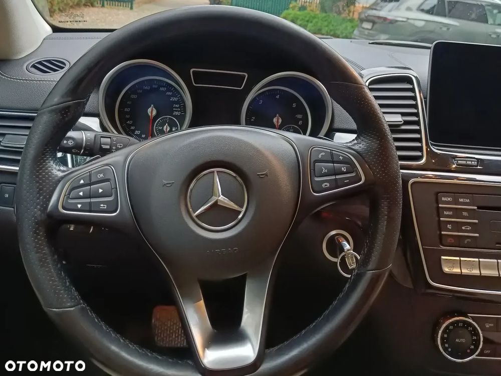 Mercedes-Benz GLE 350 d 4-Matic - 16