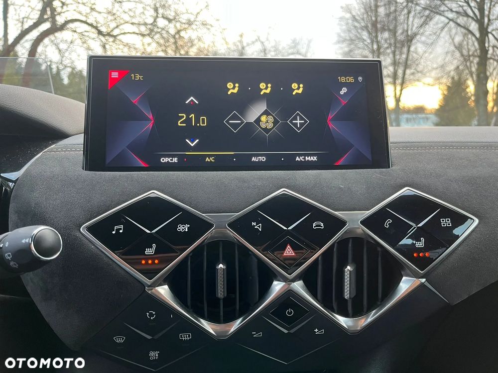 DS Automobiles DS 3 Crossback 1.2 PureTech Performance Line - 19