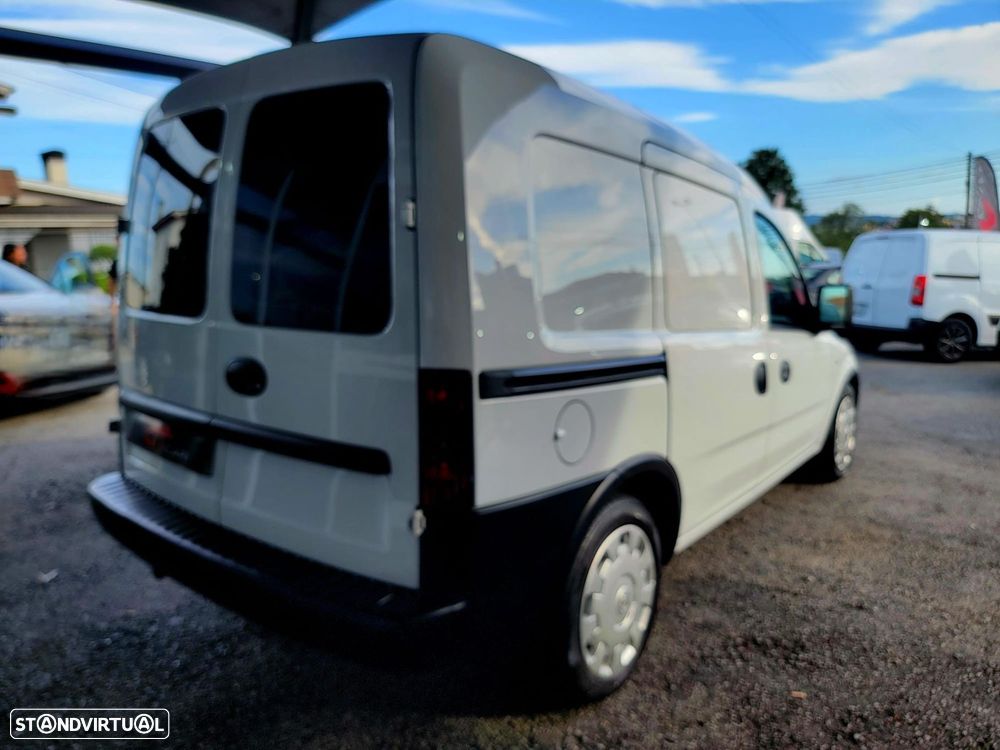 Opel Combo 1.7 CDTi - 4