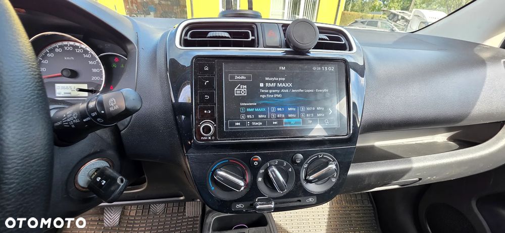 Mitsubishi Space Star 1.2 Inform Plus - 19