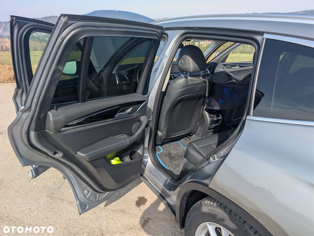 BMW X3 xDrive30e - 16