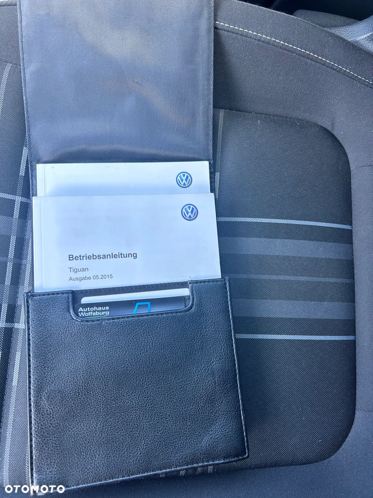 Volkswagen Tiguan 2.0 TDI DPF BlueMotion Technology Sport & Style - 16