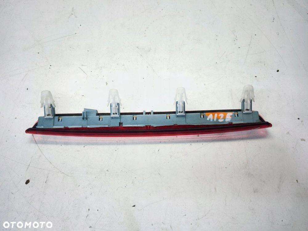 ŚWIATŁO STOP STOPU TRZECIE AUDI A3 8P LIFT 5-D 8P4945097C 1/25 - 5