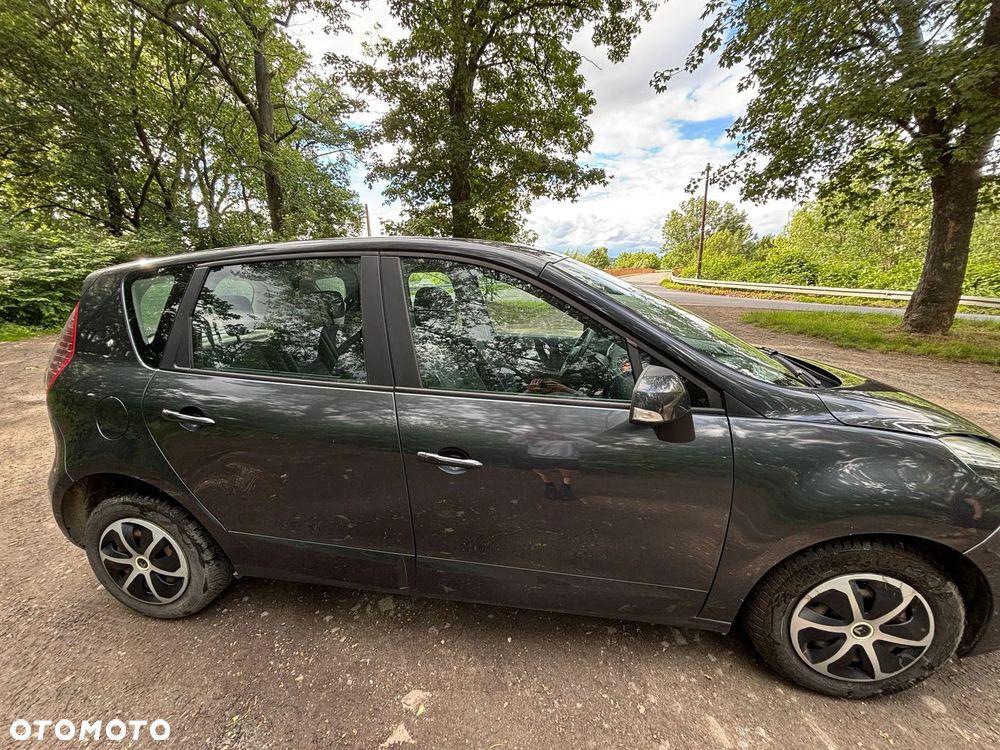 Renault Scenic - 2