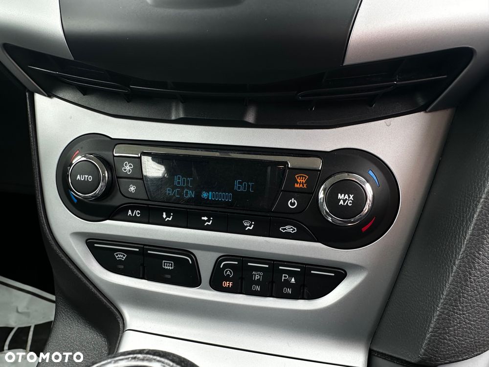 Ford Focus - 21