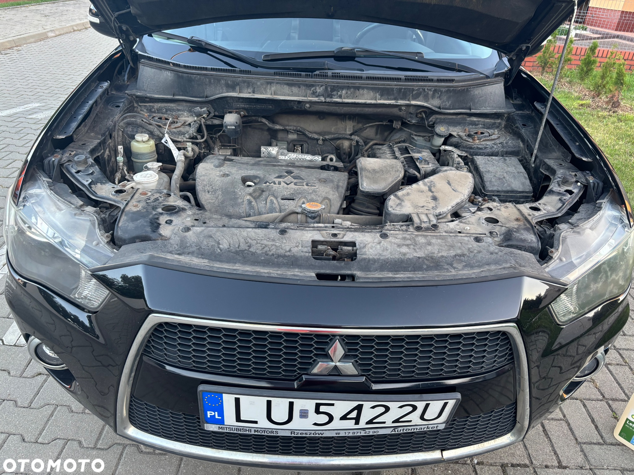 Mitsubishi Outlander 2.0 Intense NAVI 2WD EU5 - 9