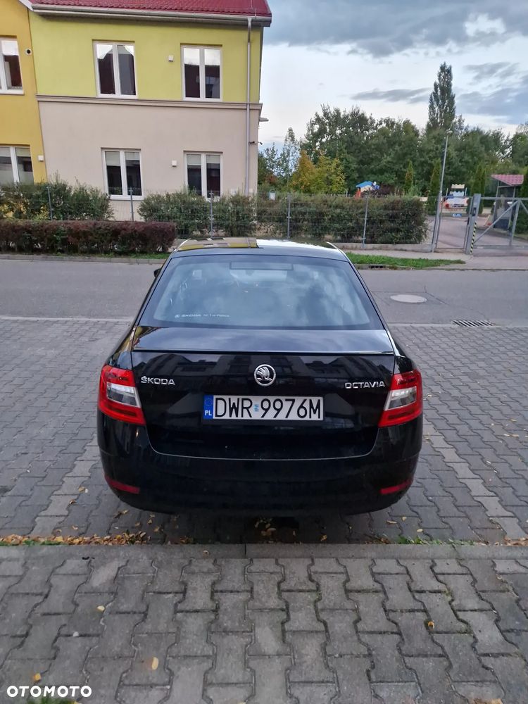 Skoda Octavia 1.5 TSI ACT Active - 3