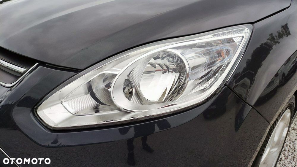 Ford Grand C-MAX - 37