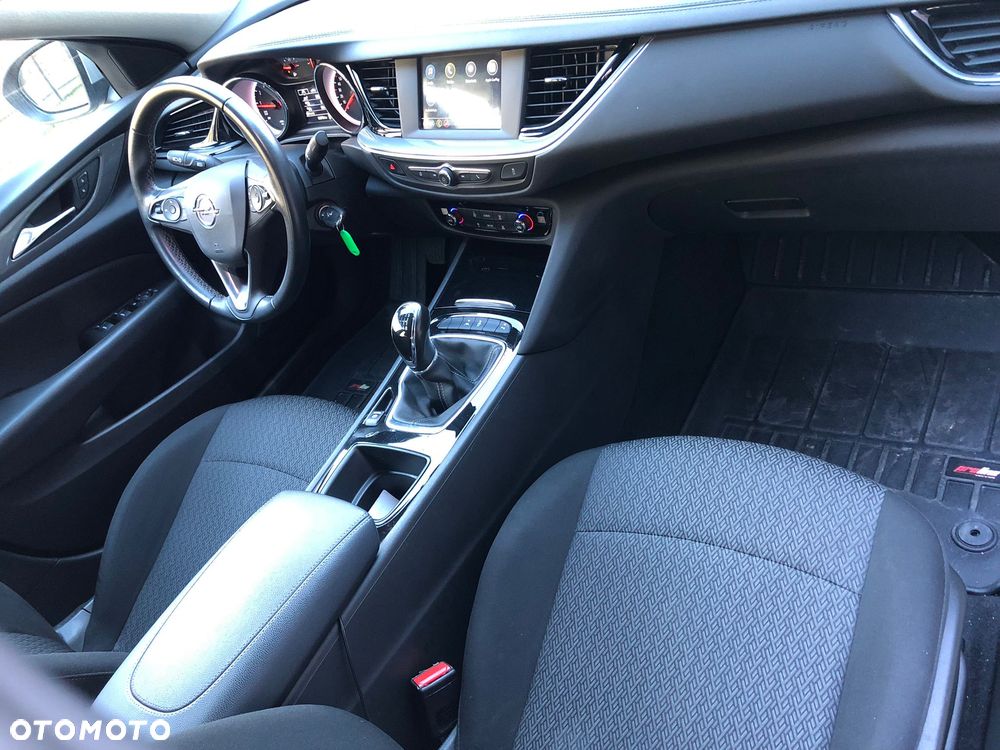 Opel Insignia 1.5 T Exclusive S&S - 10