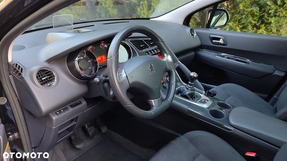 Peugeot 3008 HDi FAP 115 Family - 18
