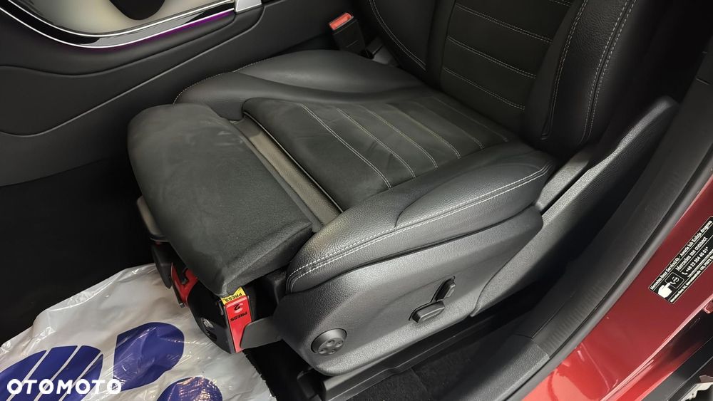 Mercedes-Benz GLC 300 d 4-Matic - 13