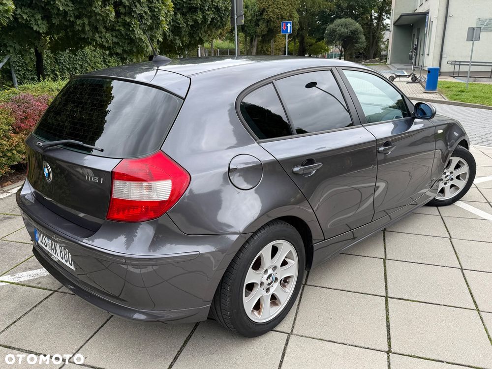 BMW Seria 1 - 11