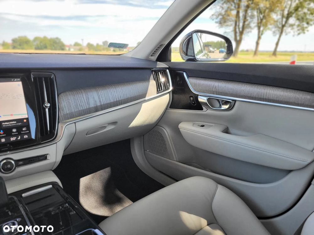 Volvo V90 - 19