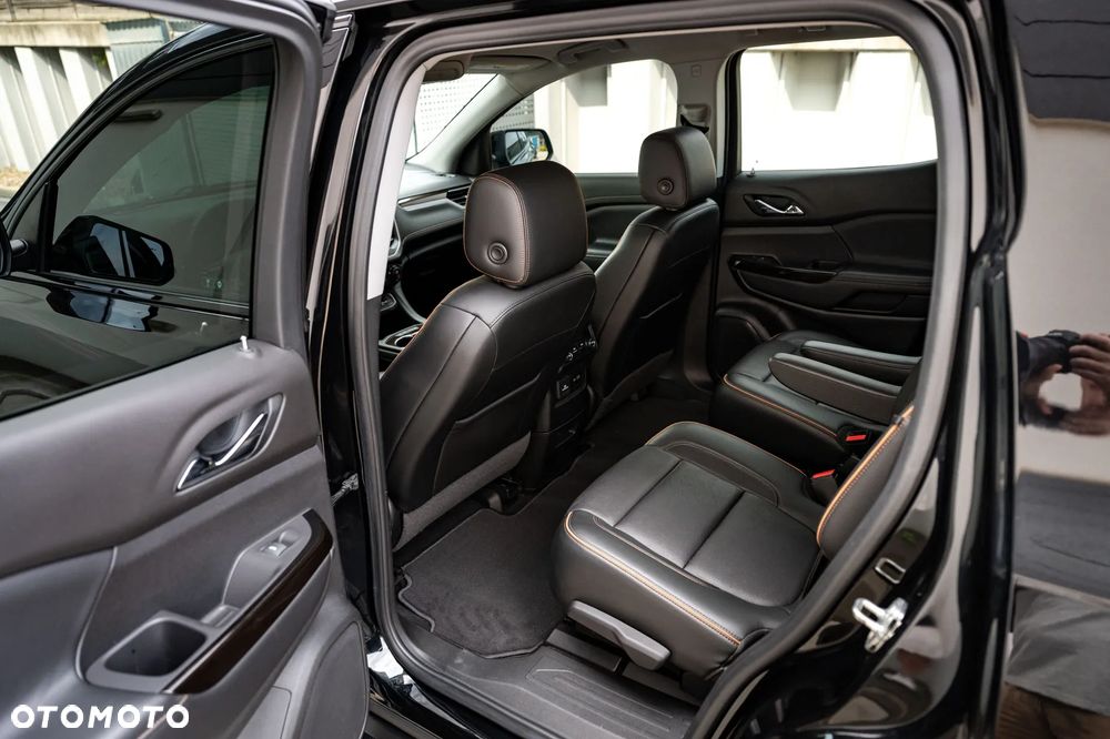 GMC Acadia - 20