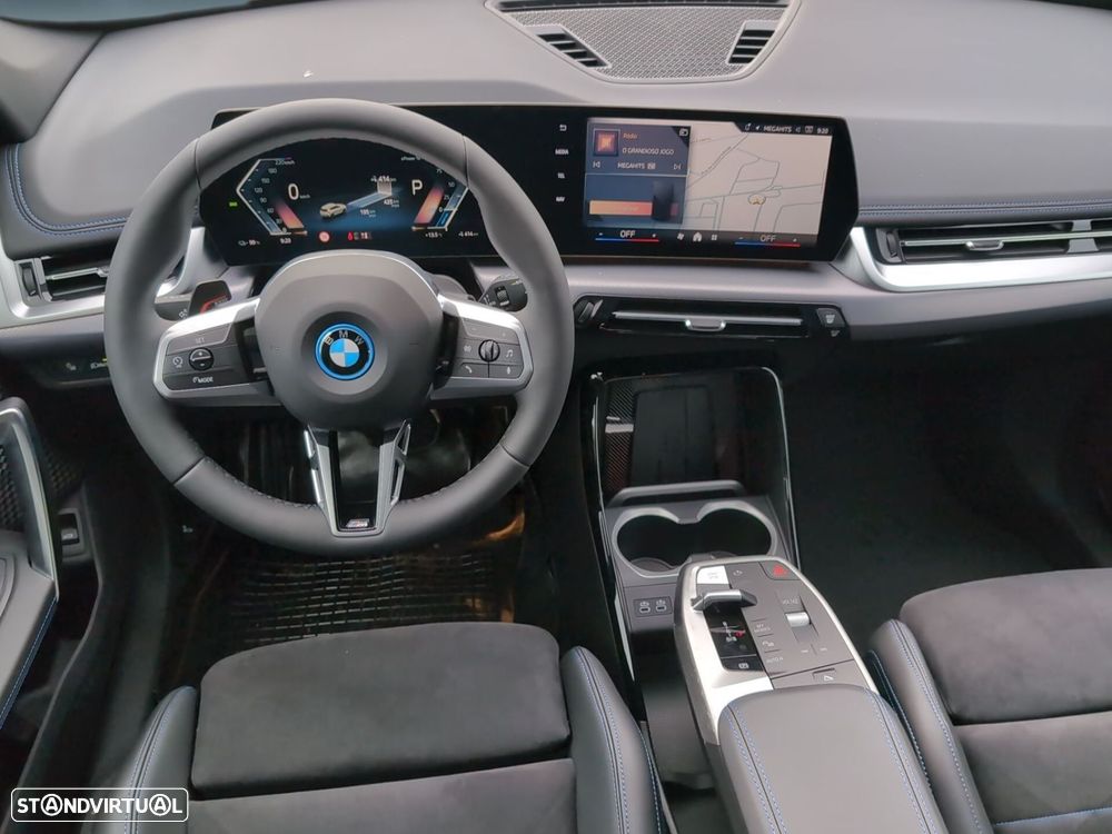 BMW iX1 xDrive30 Pack Desportivo M Pro - 12