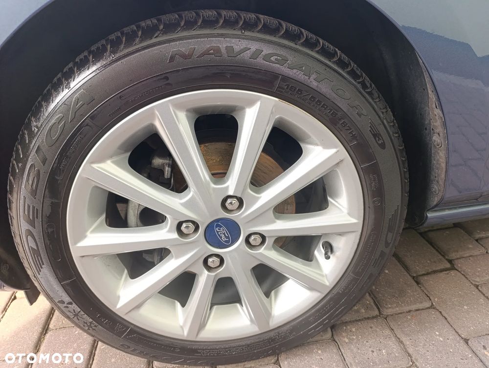 Ford Fiesta 1.0 EcoBoost S&S TREND - 15