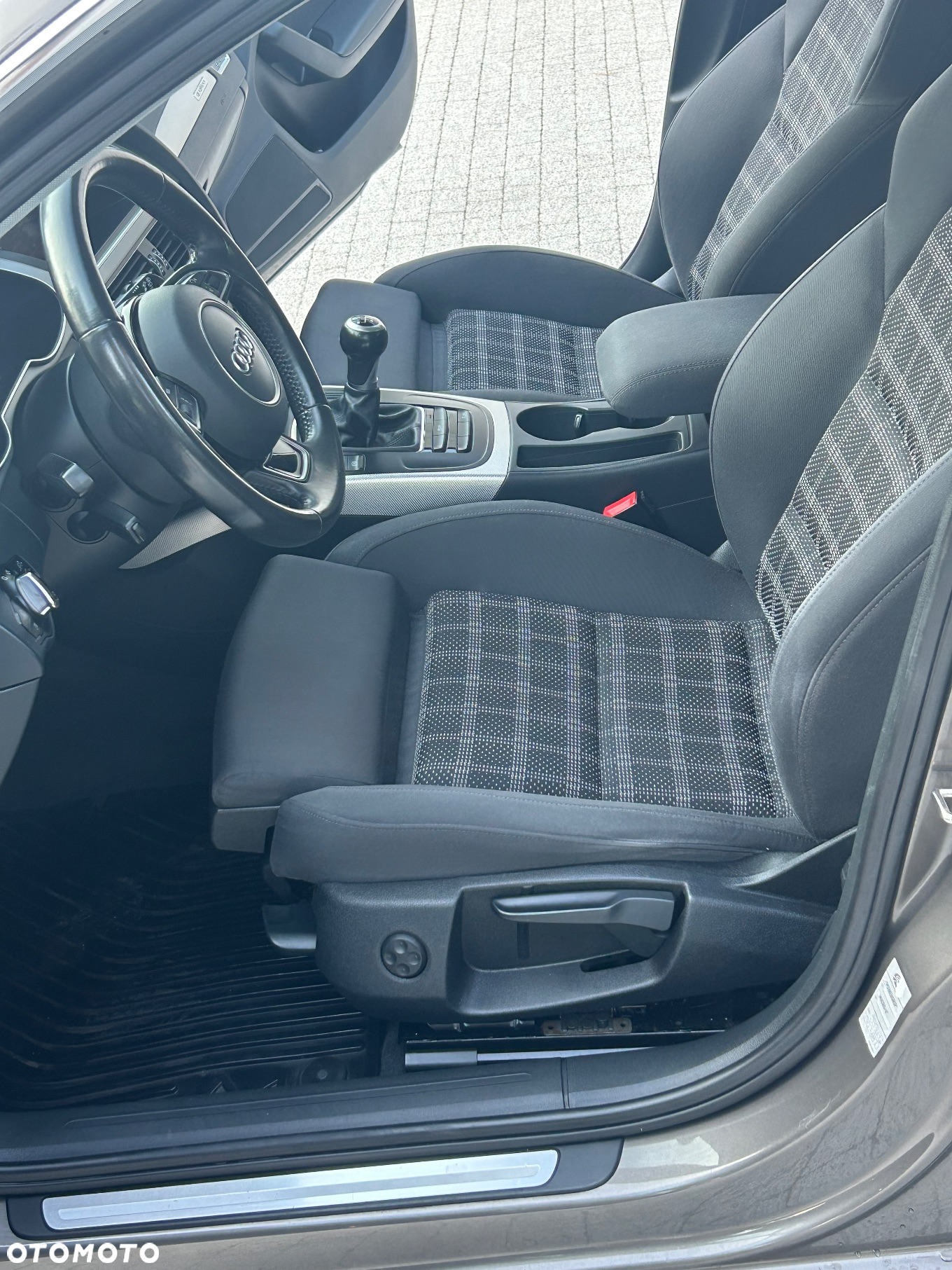 Audi A4 2.0 TDI Quattro - 13