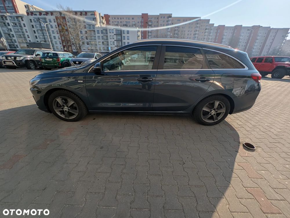 Hyundai i30 1.5 T-GDI 48V Premium DCT - 2