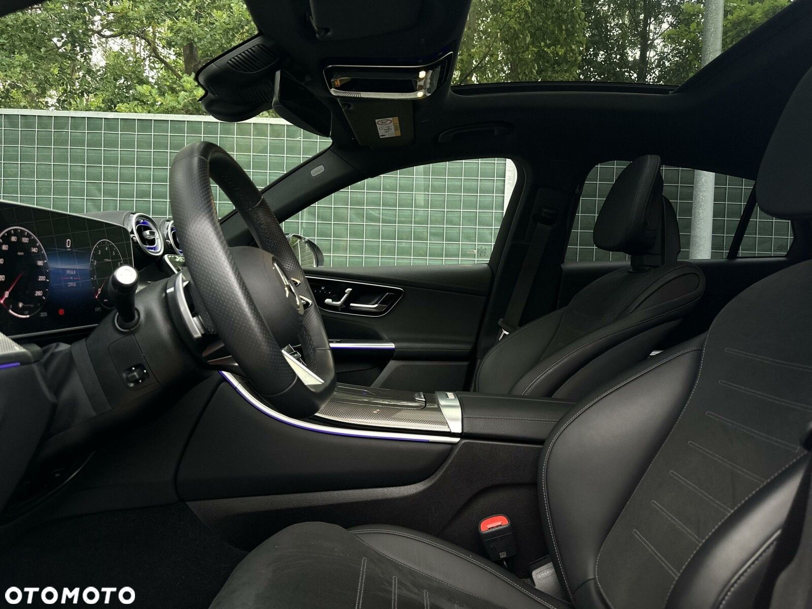 Mercedes-Benz GLC - 19