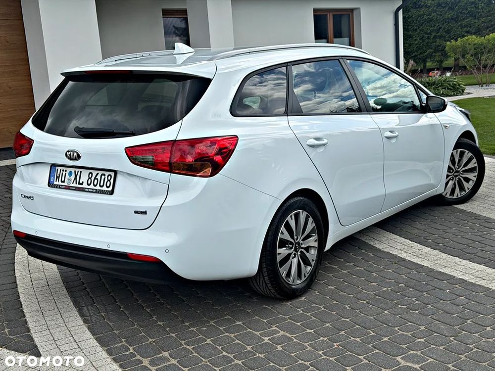 Kia Ceed 1.6 CRDi XL - 11