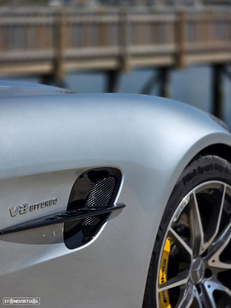 Mercedes-Benz AMG GT R Roadster - 13