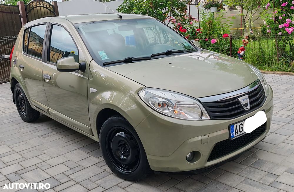 Dacia Sandero 1.6 MPI Laureate - 1