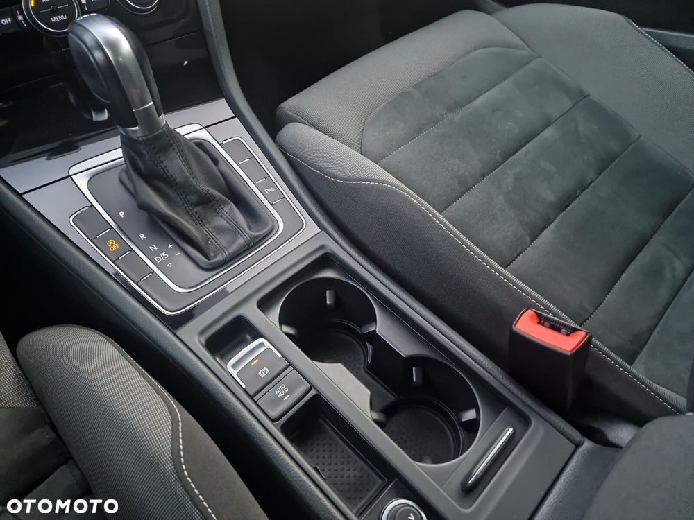 Volkswagen Golf Variant - 14