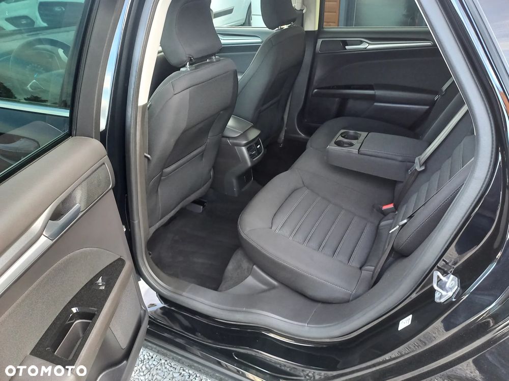 Ford Mondeo 2.0 TDCi Titanium - 16