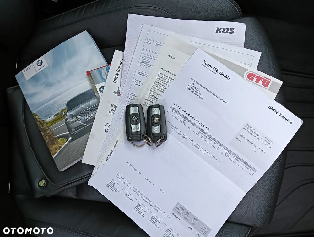 BMW Seria 3 320d DPF Edition Sport - 8