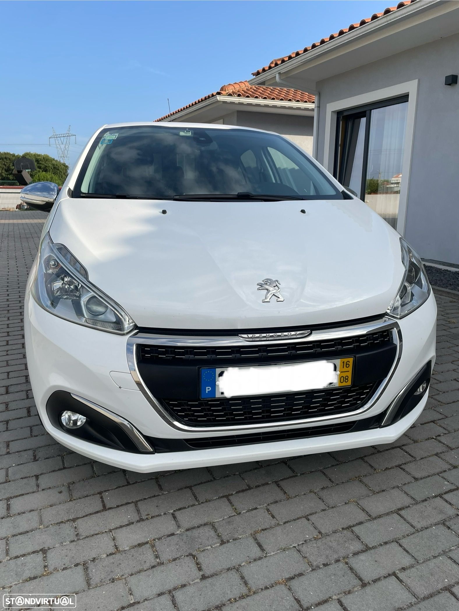 Peugeot 208 1.6 BlueHDi Allure - 1
