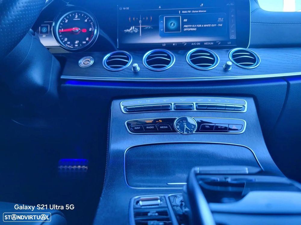 Mercedes-Benz E 220 d AMG Line - 26
