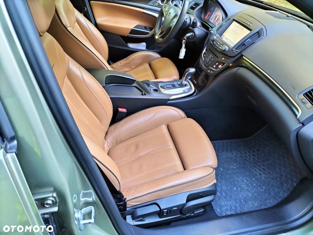 Opel Insignia CT 2.0 T 4x4 EU6 - 19