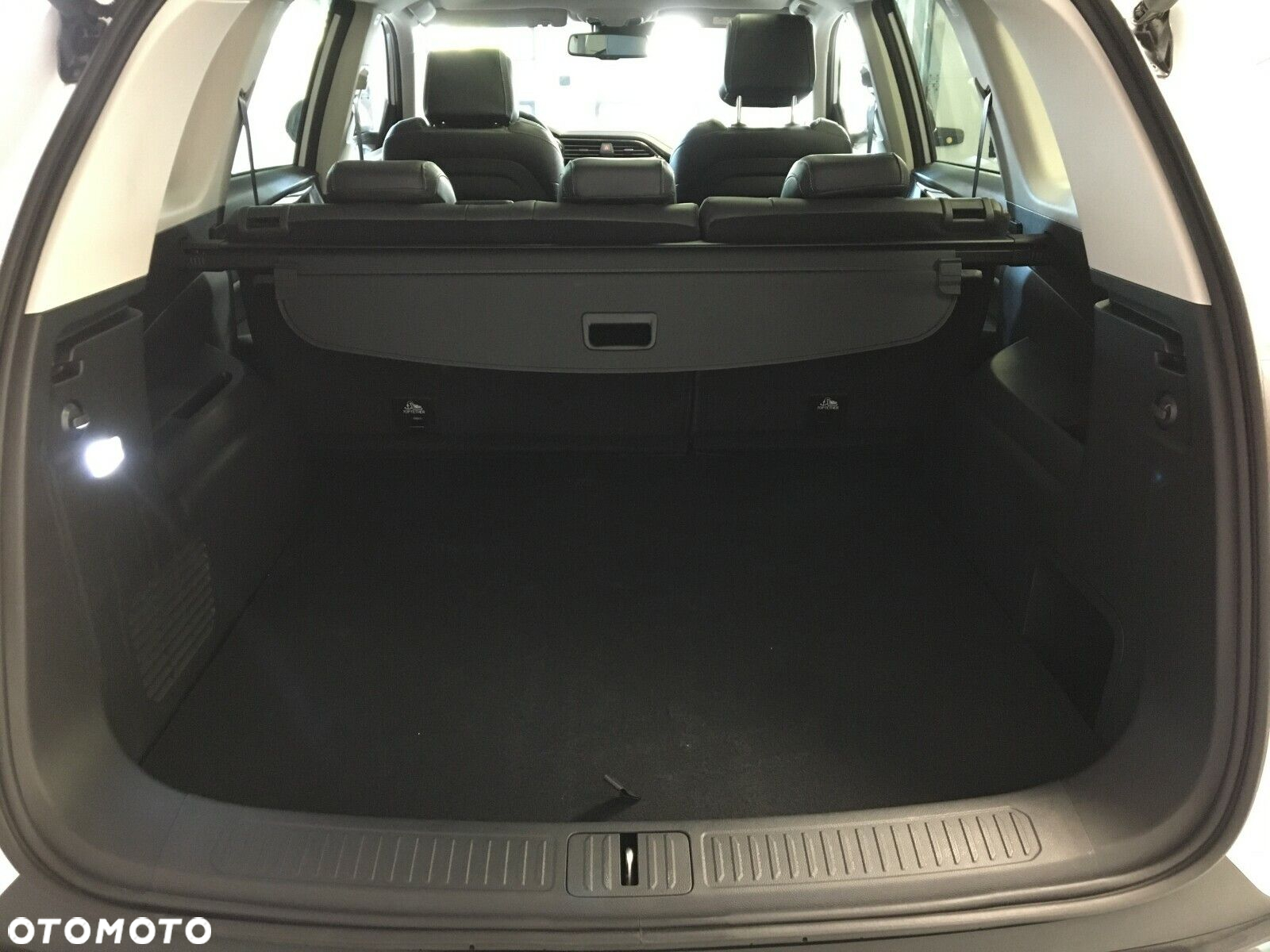 Maxus Euniq 6 - 11