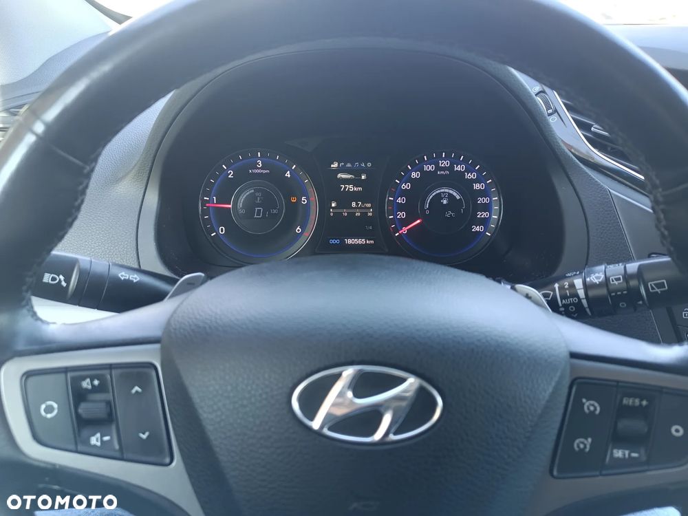 Hyundai i40 1.7 CRDi Business DCT - 8