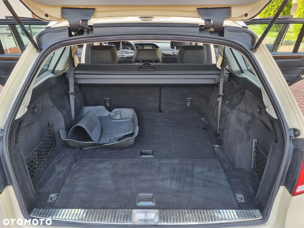 Mercedes-Benz Klasa E 200 CDI 7G-TRONIC - 25
