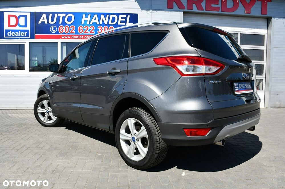 Ford Kuga - 10