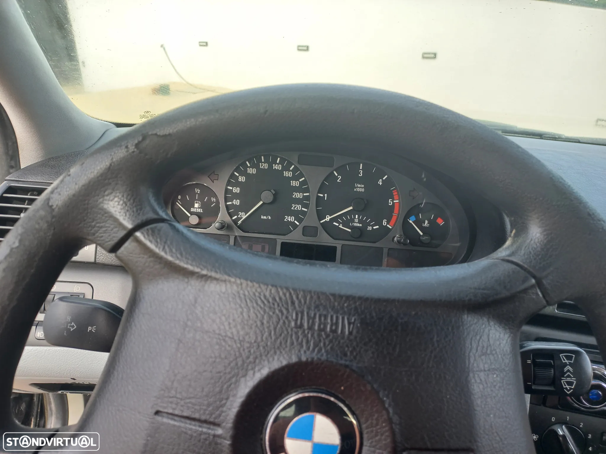 BMW 320 td compact - 25