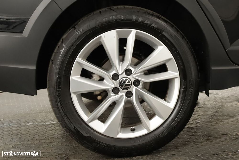 VW Taigo 1.0 TSI Urban DSG - 5