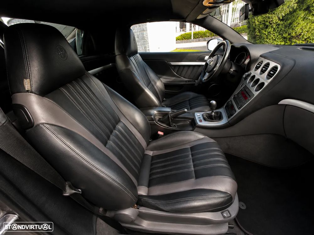 Alfa Romeo Spider 2.4 JTDM - 14