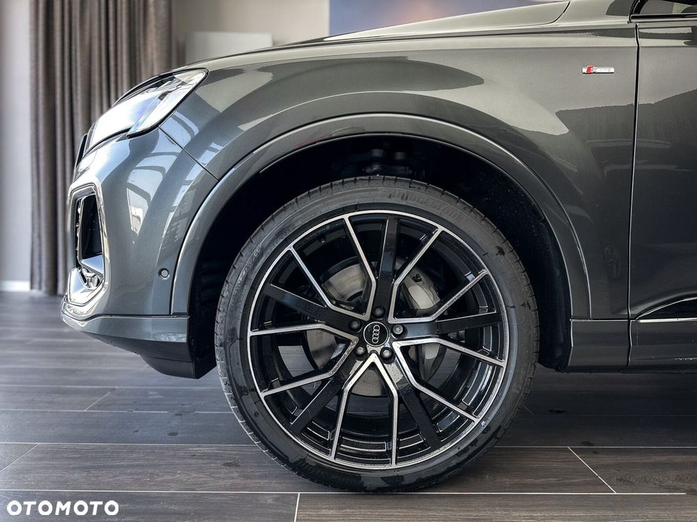 Audi Q7 - 6