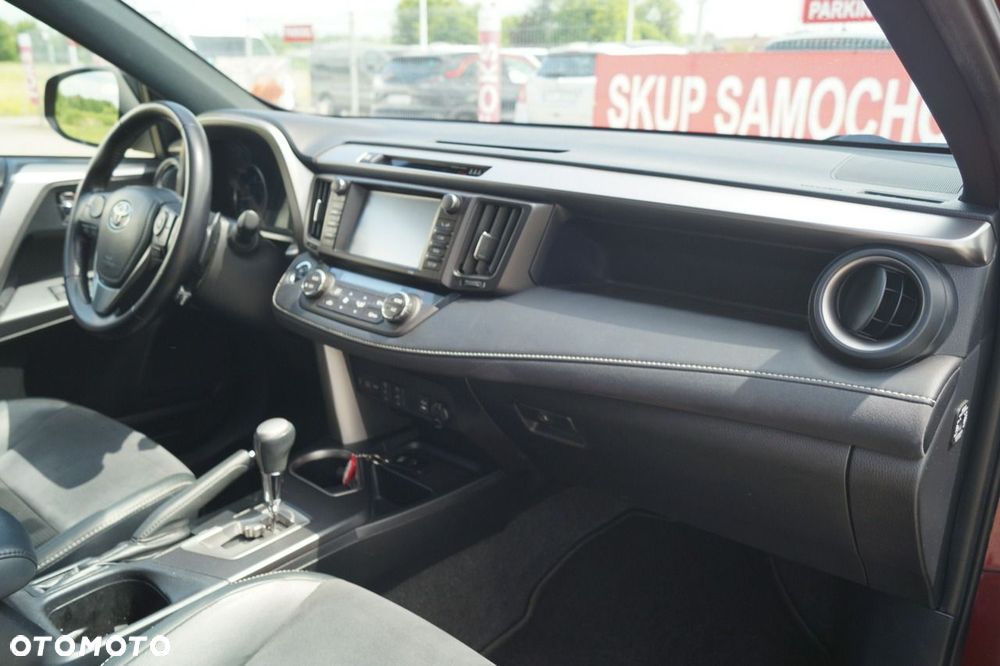 Toyota RAV4 - 18