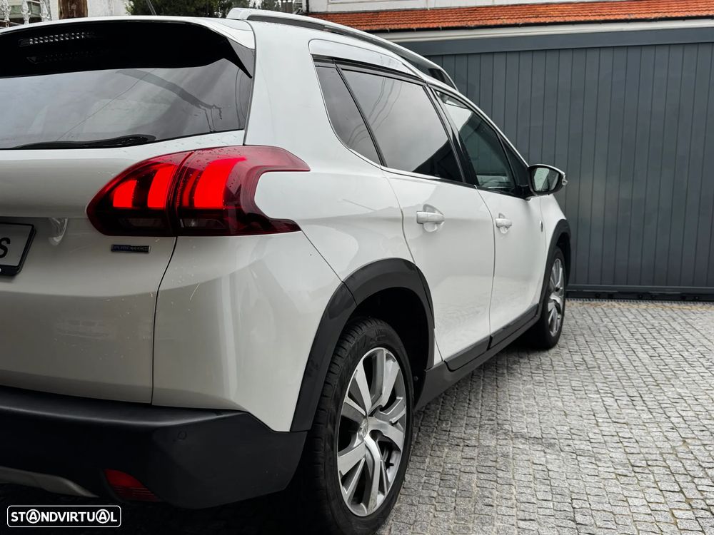 Peugeot 2008 PureTech 110 Stop&Start Crossway - 4